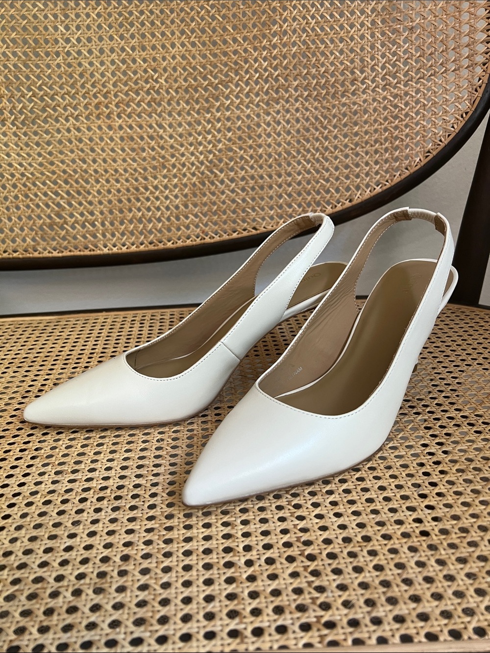 Quince Cream Pointed Toe Slingback Heels - Picture 2 of 8